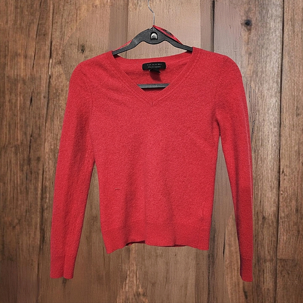 Tahari Cashmere Sweater